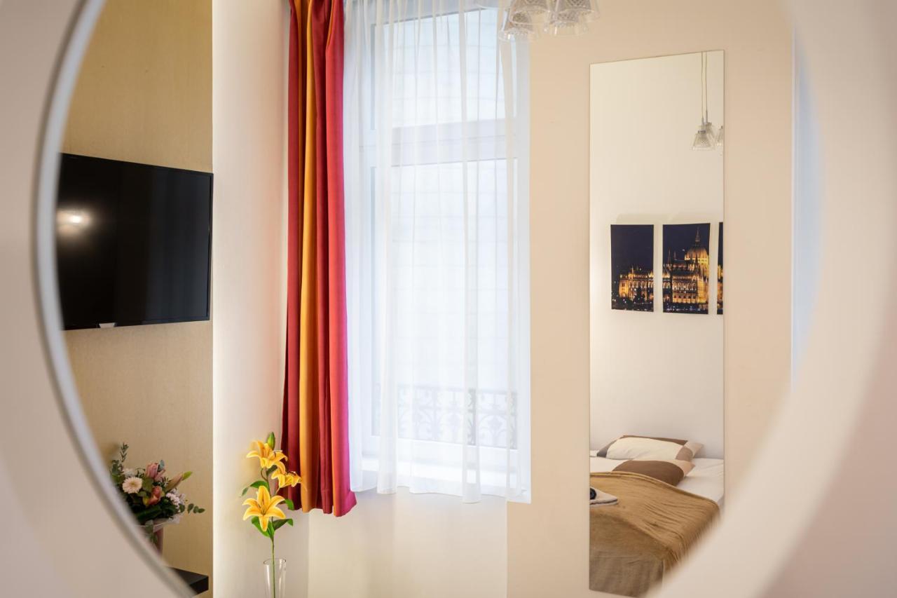 Elizabeth Apartment In The Heart Of Budapest Eksteriør billede